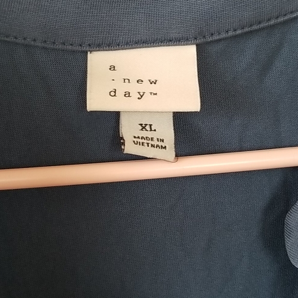 A new day blue with two pockets womens blous - Picture 2 of 4